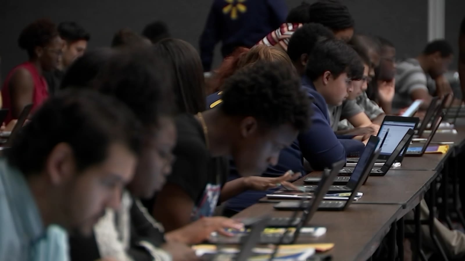 Program helping Houston students find summer work has scaled back under new administration