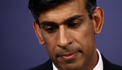 'This is a difficult day' - Rishi Sunak gives final Downing Street statement as PM