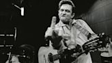 La vida salvaje de Johnny Cash: drogas, un histórico concierto en la cárcel y la pérdida de un amor que no soportó