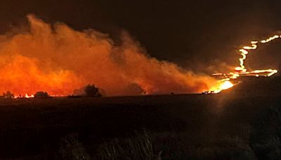 Oregon fire is the largest burning in the US. A storm with lightning and high winds exacerbates it