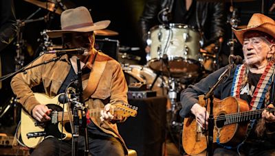 Willie Nelson Returns to the Stage Alongside Son Lukas after Brief Illness