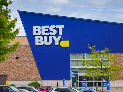 Best Buy cierra decenas de tiendas en Estados Unidos para 2024: las razones - El Diario NY