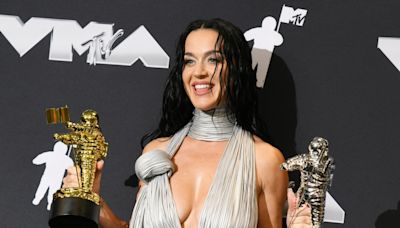 Katy Perry Shared a Special Message for Daughter Daisy at the VMAs & It’s Such a Mom Move