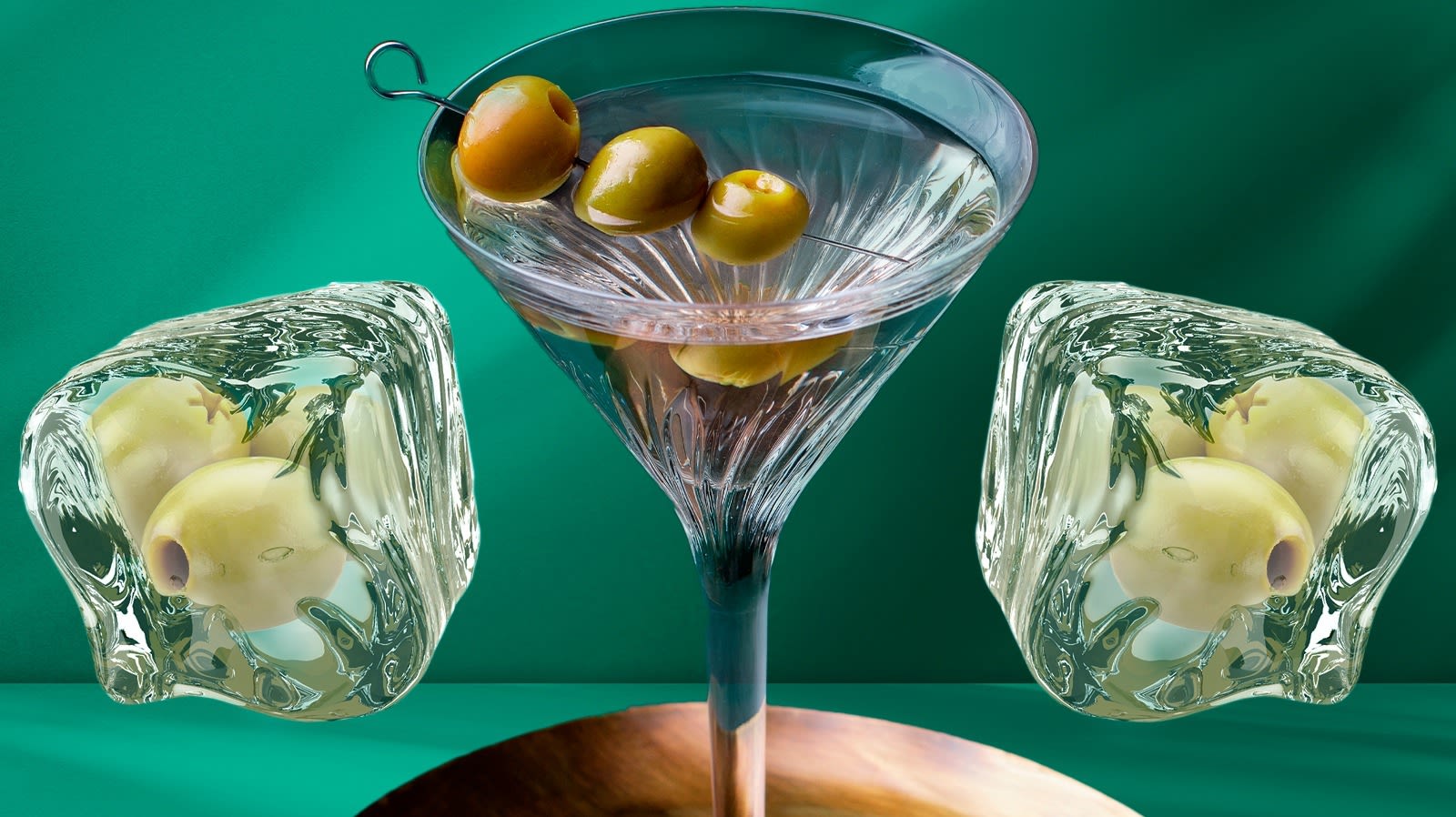 Dirty Martini Ice Cubes Are The New Way To Drink This Classic Cocktail