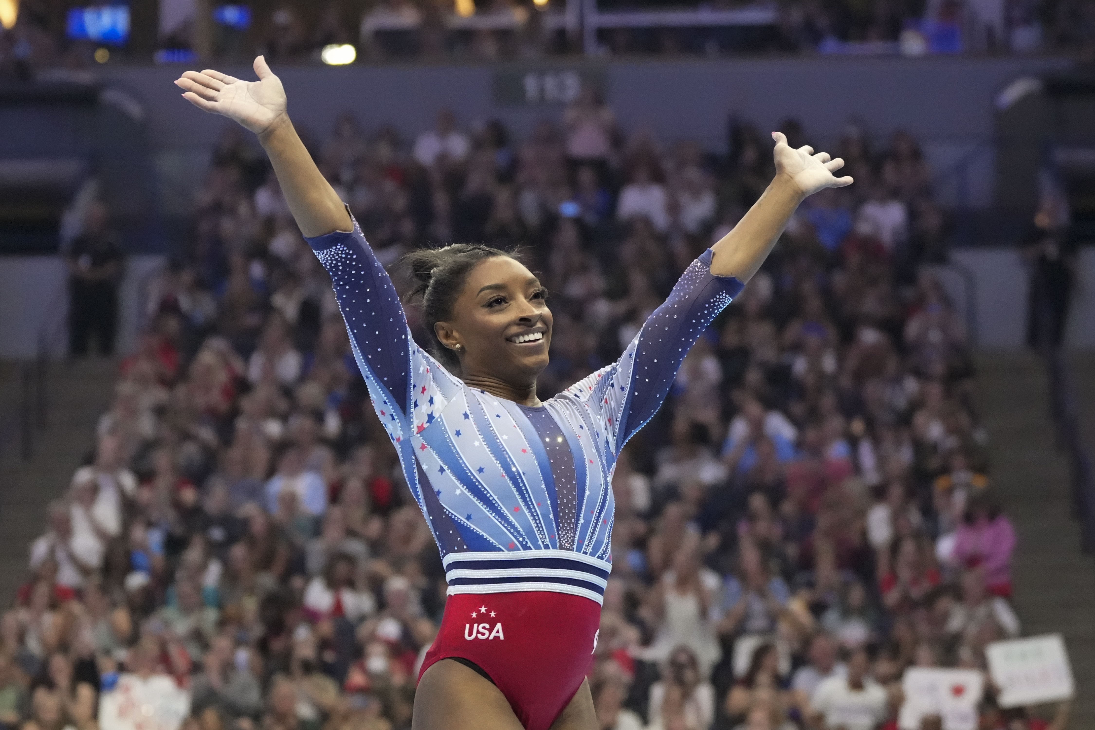 Sprinter McKenzie Long advances to final of 200 meters at Olympic trials with mom in her heart