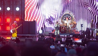 'Hey, Oh': Gorge crowd hears Red Hot Chili Peppers 'say, oh'