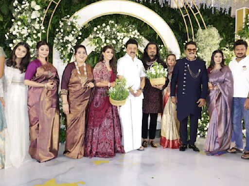 Varalaxmi Sarathkumar Marriage Photos: Find Out Who All Attended Wedding Reception [Pics]