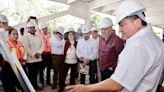 Supervisan construcción de hospital indígena en Aquila, Michoacán