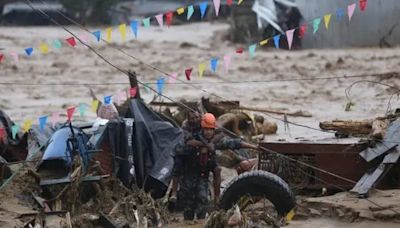 Nepal floods and landslides have claimed nearly 200 lives over the weekend. What's going on there? | Business Insider India