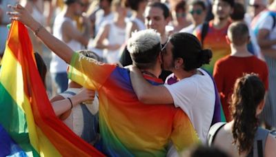 El obispo de Alicante critica que se prohíban las terapias de conversión de la homosexualidad