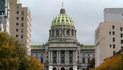 Pennsylvania Republicans boo officers who defended Capitol on Jan. 6