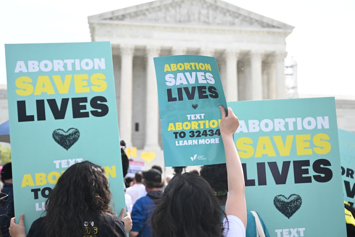 Supreme Court Accidentally Posts Major Abortion Ruling on Website
