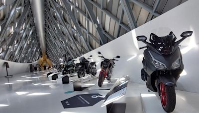 Si estás en Zaragoza y quieres flipar con lo último en motos y tecnología, no te pierdas la exposición MotoTech en el Mobility City