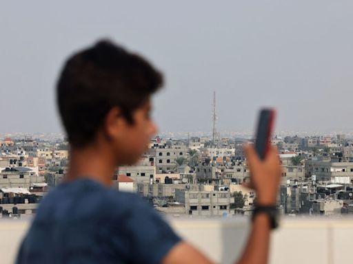 On TikTok, Palestinians Plead to the World: “Don’t Scroll”