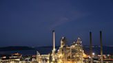 Refinarias privadas estudam processar Petrobras por falta de reajuste em combustíveis