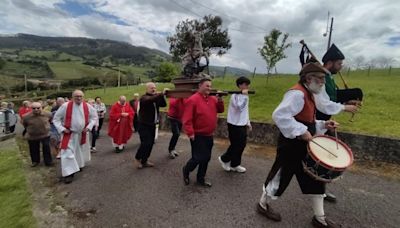 Santurio procesiona para cerrar San Jorge