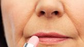 An Expert Shares The Game-Changing Technique To Achieve Fuller, More Defined Lips For Older Women With Thin, Wrinkled...