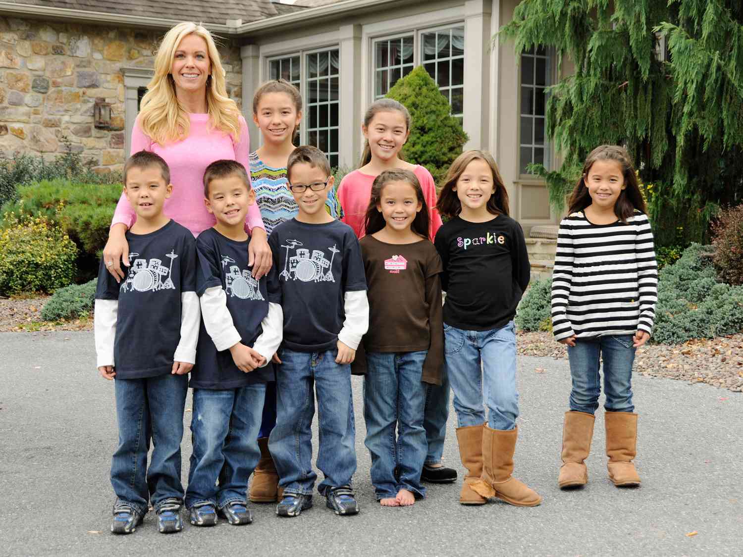 Kate Gosselin Shares Rare Photo of 4 of Her Sextuplets to Mark Their 20th Birthdays: ‘No More Teenagers in This House’