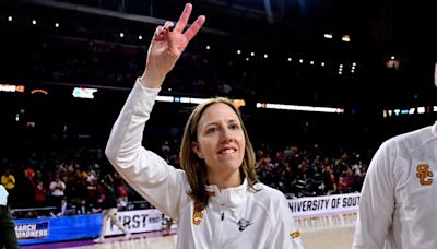 USC signs women’s basketball coach Lindsay Gottlieb to extension through 2030