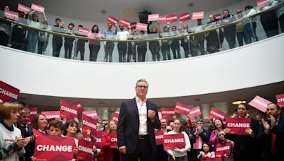 El líder laborista busca votos en una Escocia dominada por los independentistas