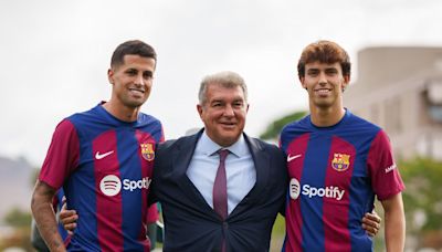 El Barça anuncia por error la marcha de João Félix y Cancelo; sí se despide de Marcos Alonso