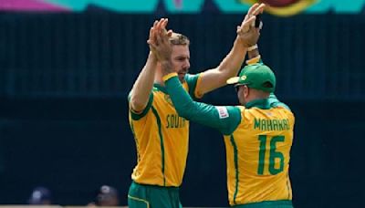 South Africa vs Sri Lanka, T20 World Cup: Bowlers set up SA victory