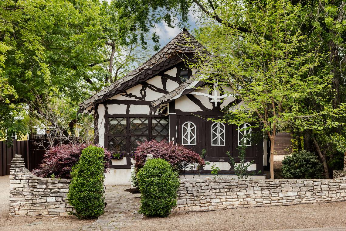 ‘Gingerbread House’ in Texas brings ‘fairytale dreams to life.’ See the estate for sale