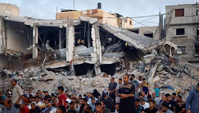 Open criticism of Hamas is building in Gaza as Israel's deadly offensive rages on: 'May God curse them'