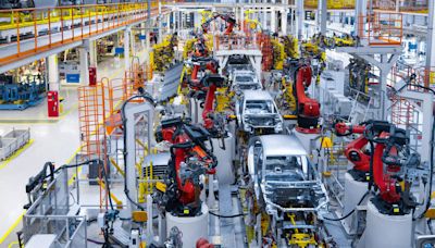 UK car production falls for sixth straight month in August, shows data - ET Auto