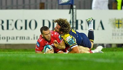 Scarlets secure first league win outside of Wales in over two years after Wales scrum-half's try double