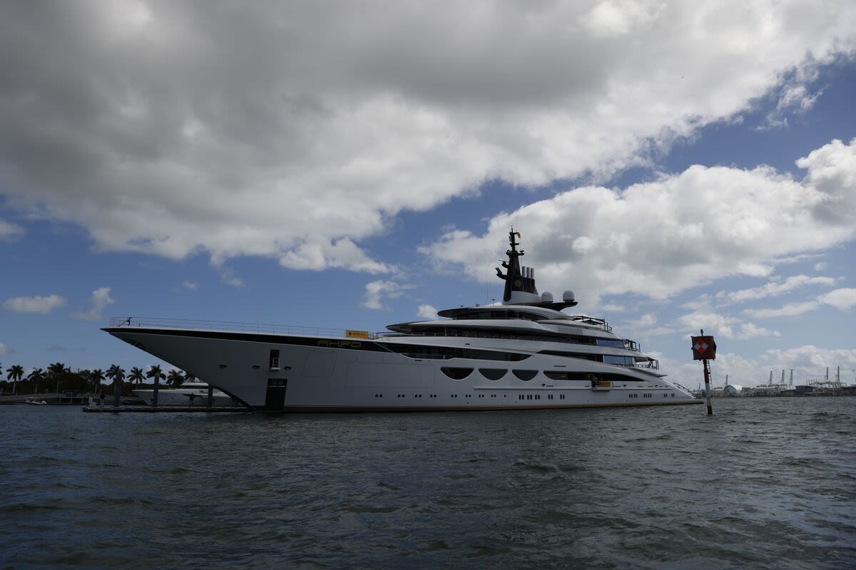 As Superyachts’ Popularity Grows, So Is Their Supersized Climate Impact