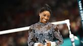 Y Simone Biles se levantó