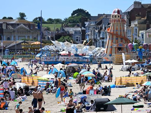 UK weather maps turn blistering red as Britain hit by 72-hour 31C Iberian plume