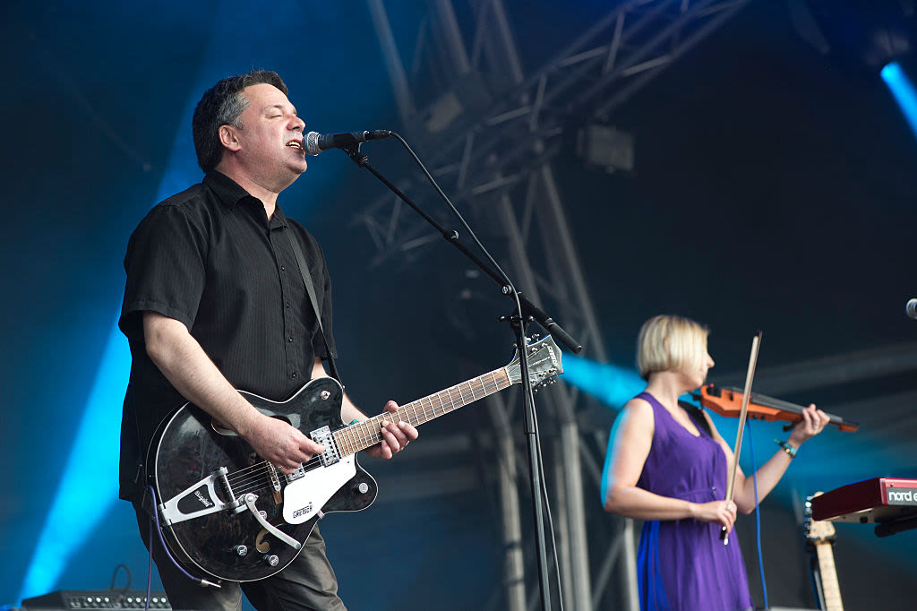 Martin Phillips Dies: Guitarist For New Zealand’s Influential The Chills Was 61