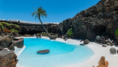 Vulcões, vinhedos e liberdade: explorando Lanzarote, um paraíso gay friendly na Espanha