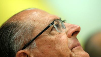 Alckmin encerra viagem à China em encontro com Xi Jinping Por Poder360