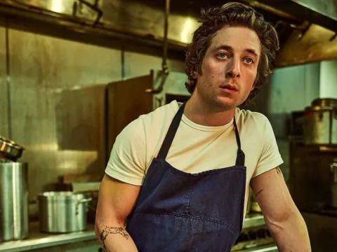 Who Is Jeremy Allen White’s Girlfriend? Rosalia Rumors Explained