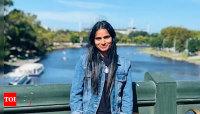 Indian-origin woman dies on plane before take-off in Australia: 'She was struggling with seat-belt' - Times of India
