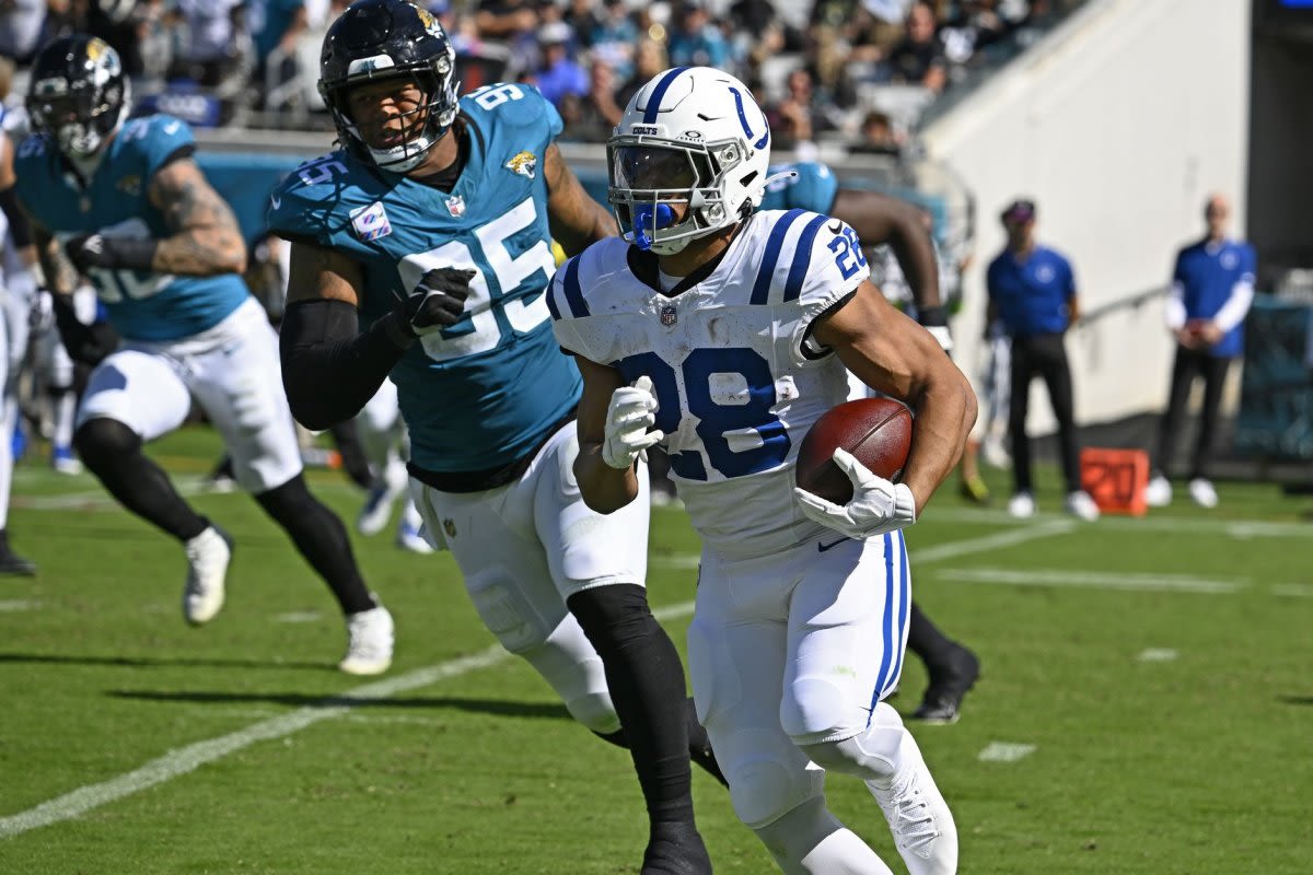 Taylor, Pollard among 5 must-start Week 2 fantasy football running backs