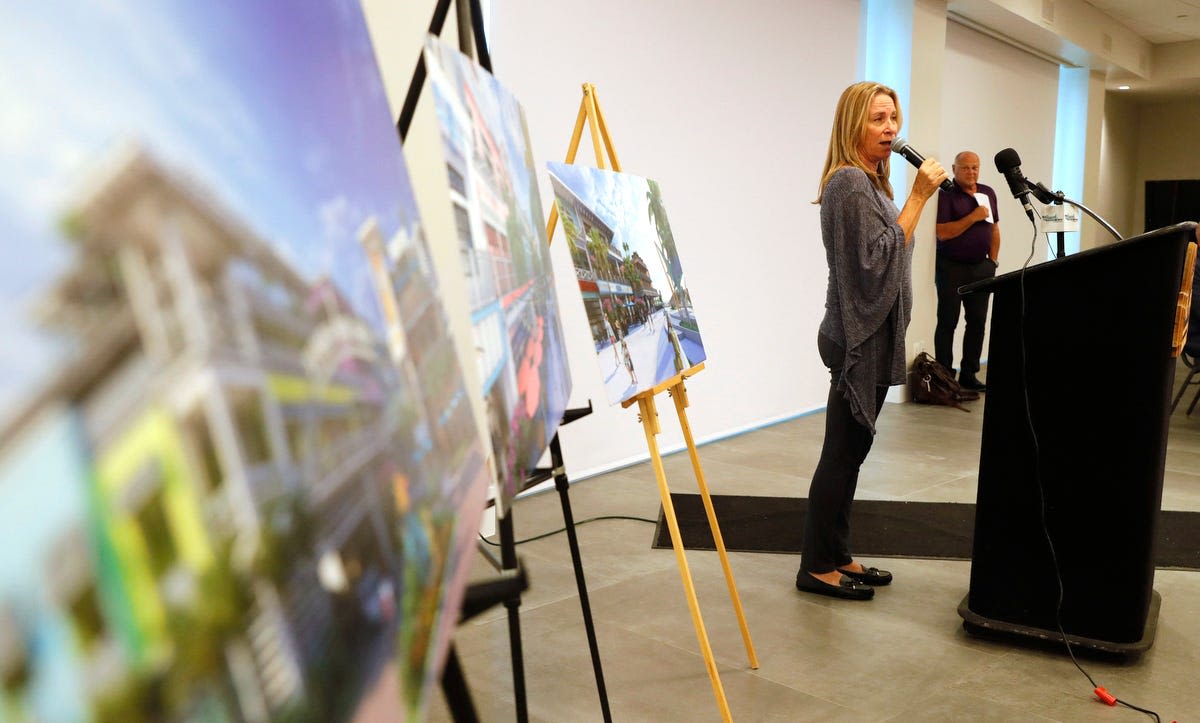 Why so many Times Square designs floating around FM Beach? And a plea for 'good discourse'