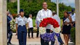 Gobernador participa en ceremonia del Día de la Recordación