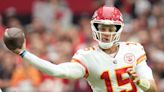 Los Angeles Chargers at Kansas City Chiefs: Predictions, picks and odds for NFL Week 2 matchup
