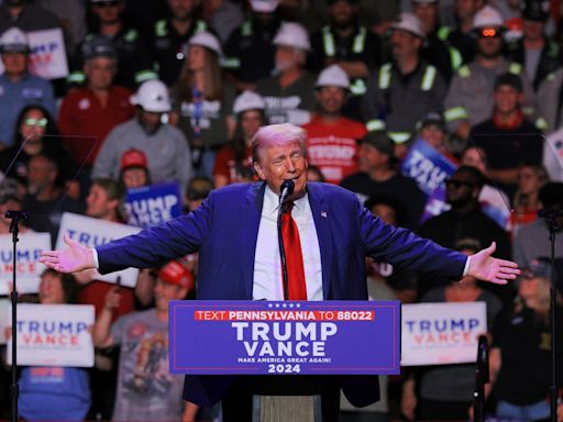 Revealed: The real reason why people are leaving Donald Trump’s rallies as he is still on stage