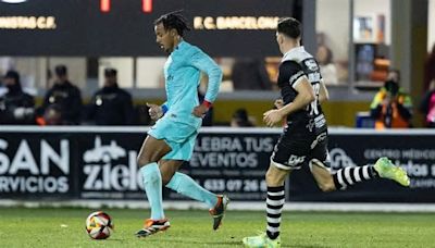 Koundé, ‘picado’ para el Girona-Barça