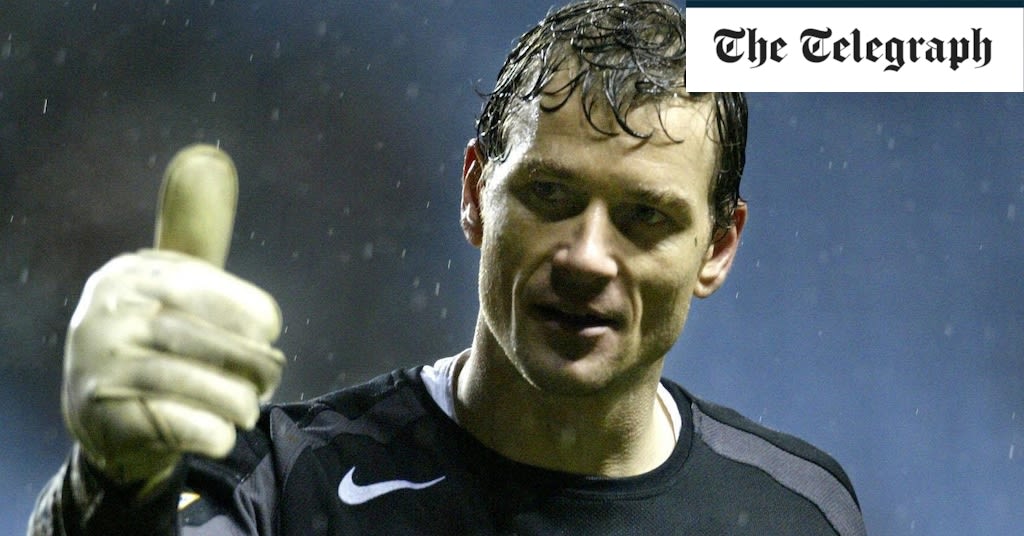 Arsenal lose ‘Invincibles’ branding to Jens Lehmann for £30,000