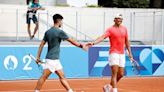 Revés para Nadal: Djokovic y molestias que le obligan a parar