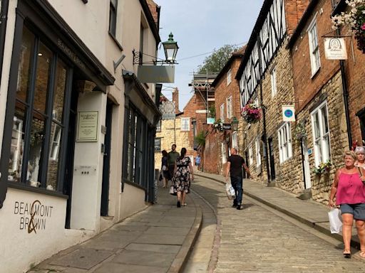 The city only an hour away from Nottingham with stunning cobbled streets