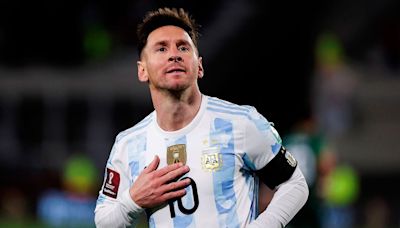 Argentine President States That Messi Surpasses Pele