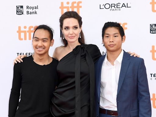 Los hijos de Angelina Jolie impresionan a Salma Hayek con su profesionalidad en rodaje: "Se lo toman muy en serio"