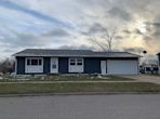 885 Alpine Rd, Marion IA 52302